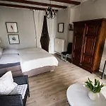 In Der Buett Apartman